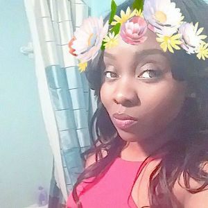 Meet your Posher, Brittni